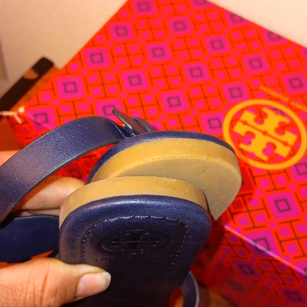 Tory Burch sandals 6.5. - Picture 6 of 7